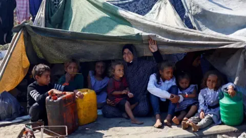 Cataclysmic Crisis in Gaza City as Israeli Forces Continue Operations