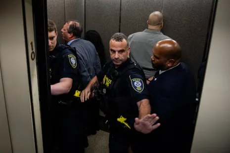 NY Lawmakers Taken into Custody While Blocking Ice Entry to Federal Complex